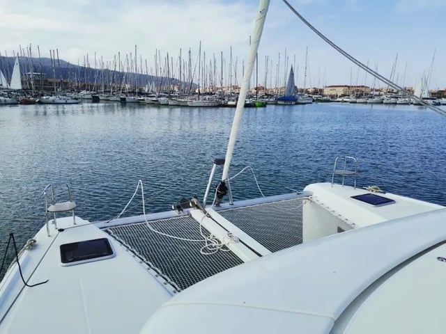 Premium - Katamaran içinde Ligia