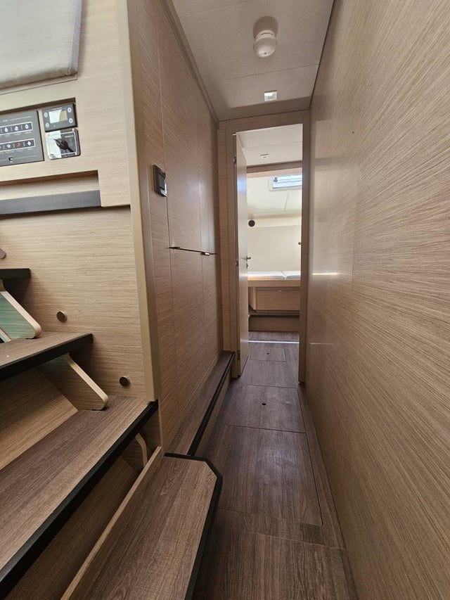 Kayian - Katamaran içinde Perigiali