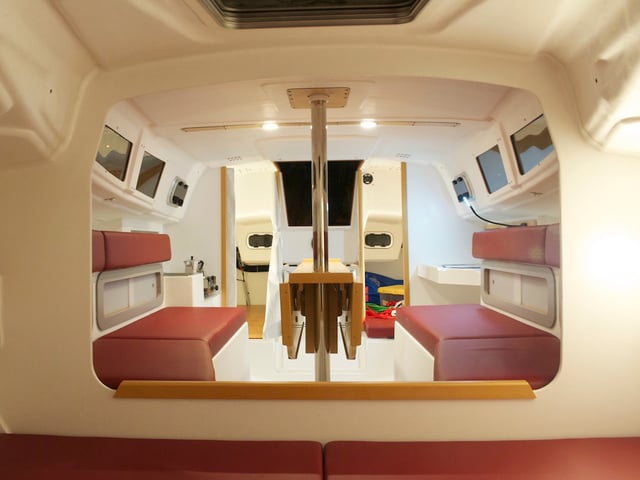 Telika - Yelkenli içinde Arzon