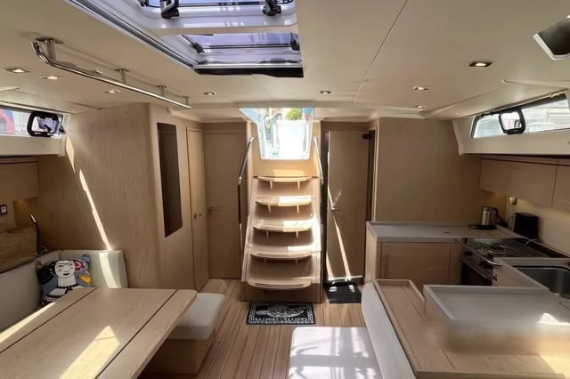 Princess Oceana - Yelkenli içinde Vlicho