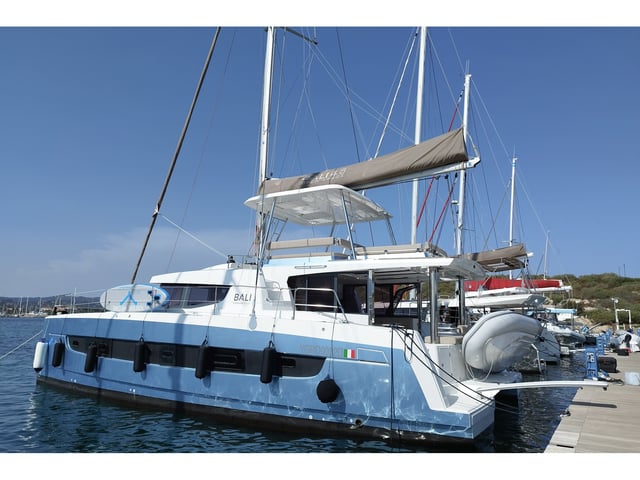 Steno - Katamaran içinde Porto Rotondo