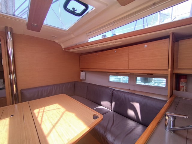 Pixie - Sailboat in Portisco