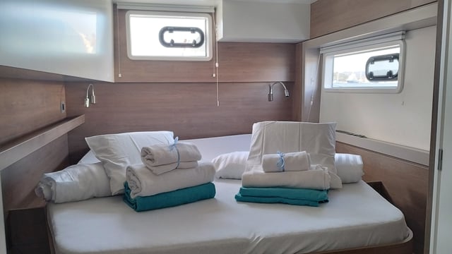 Stenella - Katamaran içinde Porto Rotondo