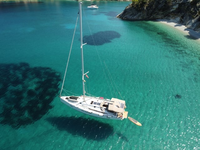 Mayflower - Yelkenli içinde Mpenitses