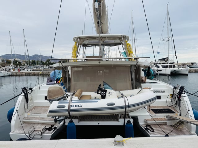 CARCHARIAS - Catamaran in Kontokali