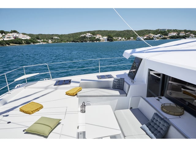 Lou Creusois - Catamaran in Cogolin