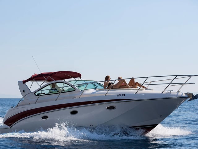 Habibi - Motor Yat içinde Pirovac