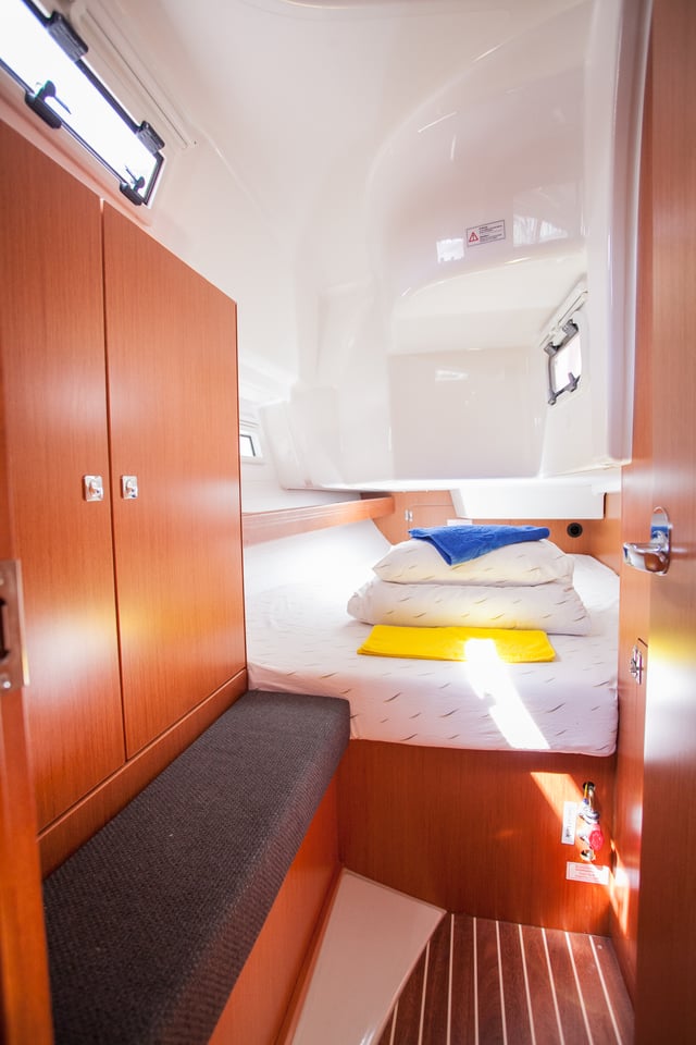 Take Five - Sailboat in Komolac