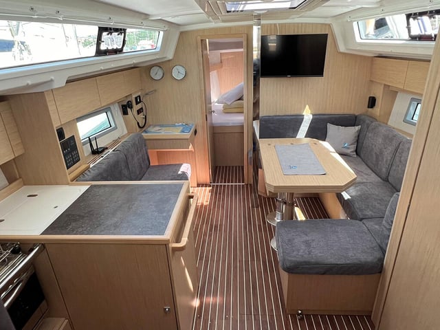 Moya - Yelkenli içinde Trogir