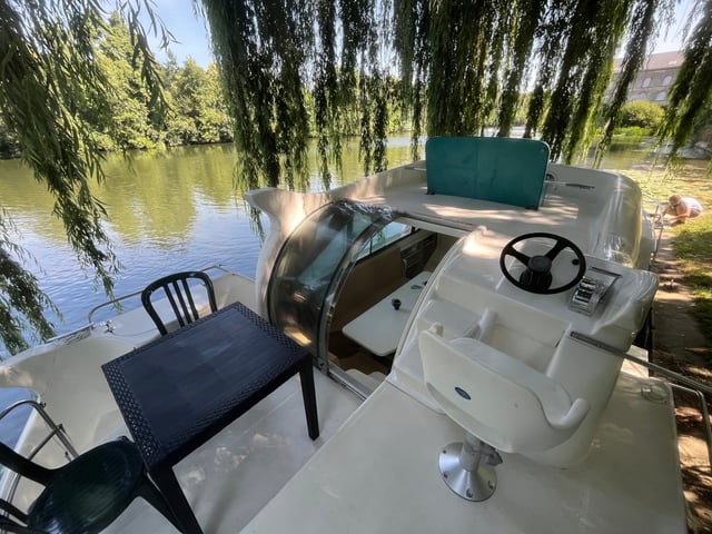 Concerto 1 - Motor Yacht in Sablé-sur-Sarthe