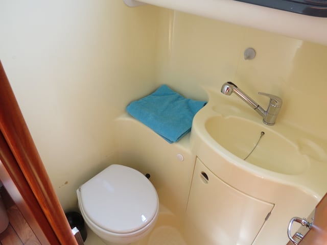 Crescendo - Motor Yat içinde Grez-Neuville