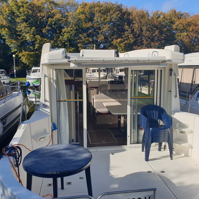 Harlingen - Motor Yat içinde Lübz