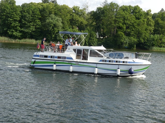 Athene - Motor Yacht in Lübz
