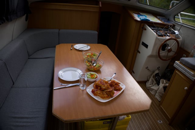 Gaia - Motor Yat içinde Lübz