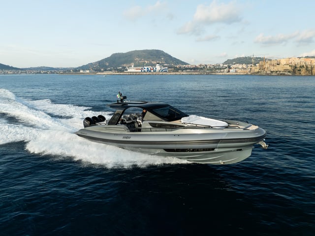 Nautilus 01 - Motor Yacht in Terracina