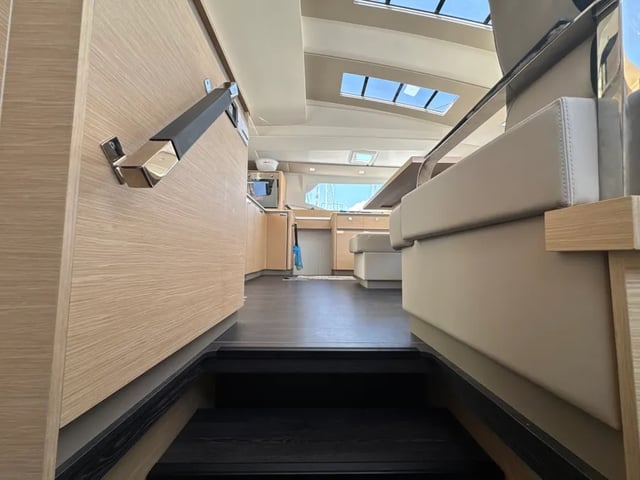 Santuzza - Katamaran içinde Cagliari