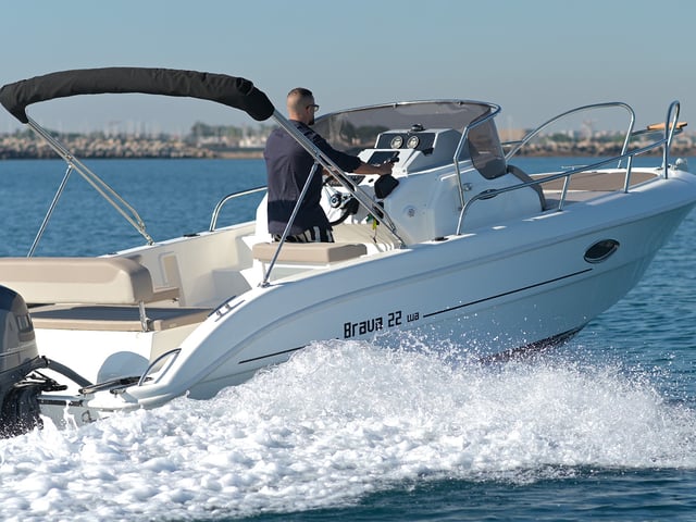 Mingolla Brava - Motor Yat içinde Pula