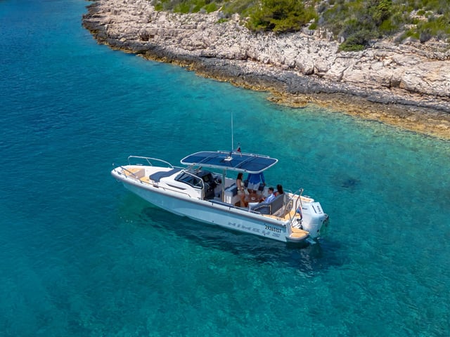 Tanja - Motor Yacht in Trogir