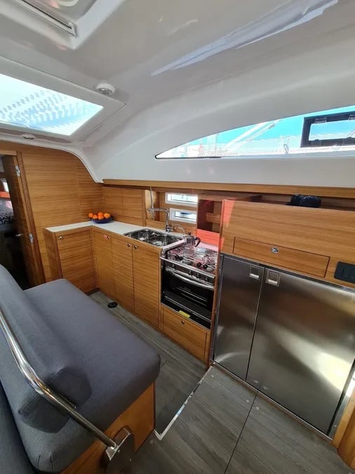 Oxygen - Yelkenli içinde Trogir