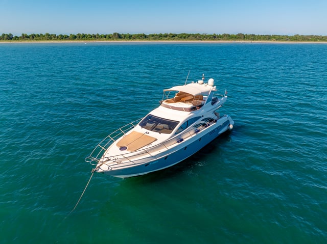 Lena - Motor Yacht in Lignano Sabbiadoro