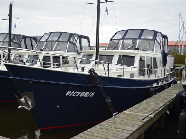 Victoria - Motor Yacht in Woudsend