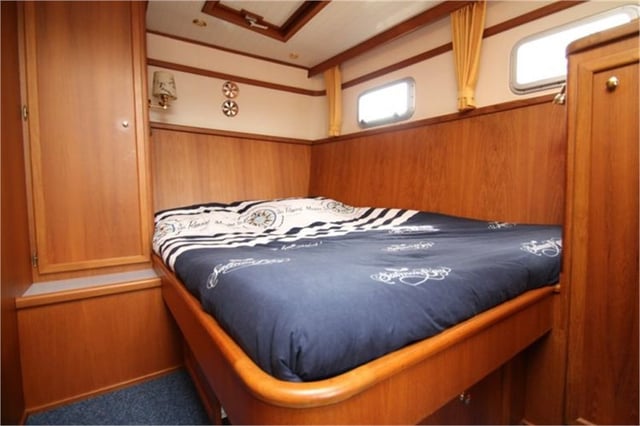 Antoinette - Motor Yacht in Woudsend