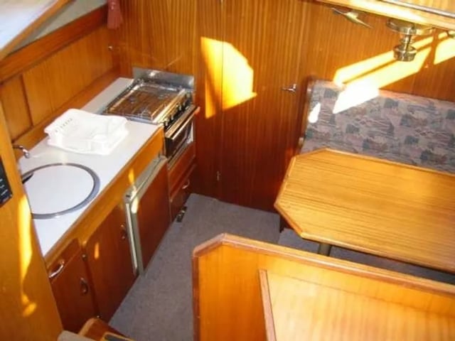 Twieberr - Motor Yacht in Woudsend