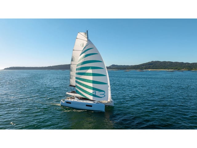 ANGIAS - Catamaran in Volos