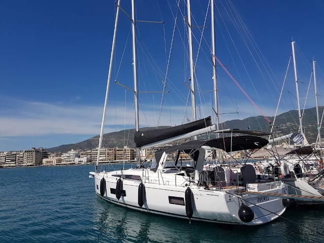 Anemos (A/C , Generator 8kVA, Solar Panels, Bow Thruster, BBQ) - Sailboat in Volos