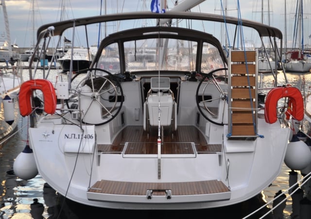 Ekaterina - Sailboat in Kallithea