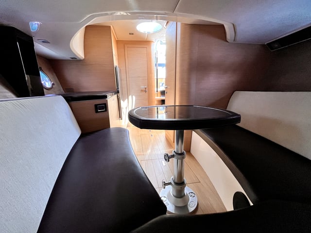 Zefirka - Motor Yacht in Tivat