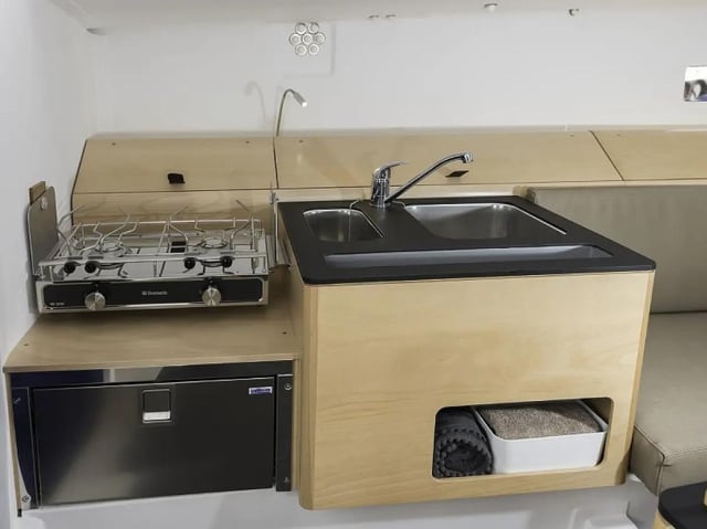 MA AUVA - Yelkenli içinde La Trinité-sur-Mer