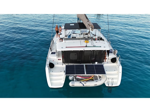 Corona Borealis - Catamaran in Nettuno