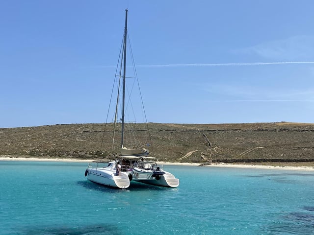 Vetrogon - Catamaran in Mikonos