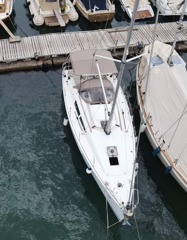 Celeste - Sailboat in Lavrio