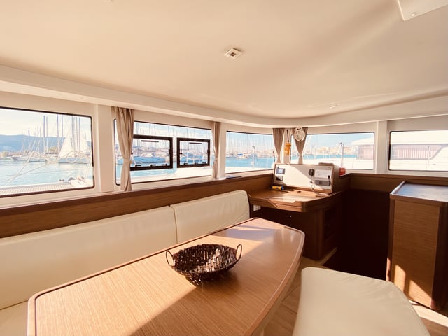 Kaiki (Pax 10) - Catamaran in Lefkada