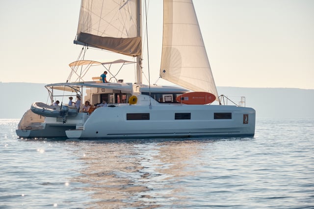 VOYAGE - Catamaran in Trogir