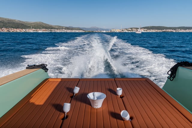 Condor - Motor Yat içinde Split