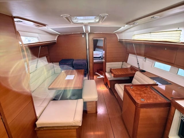 Freedom - Sailboat in Alimos