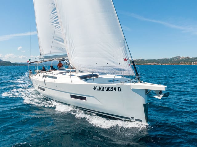 Olimpia - A/C, Generator, Water maker - Sailboat in Cannigione