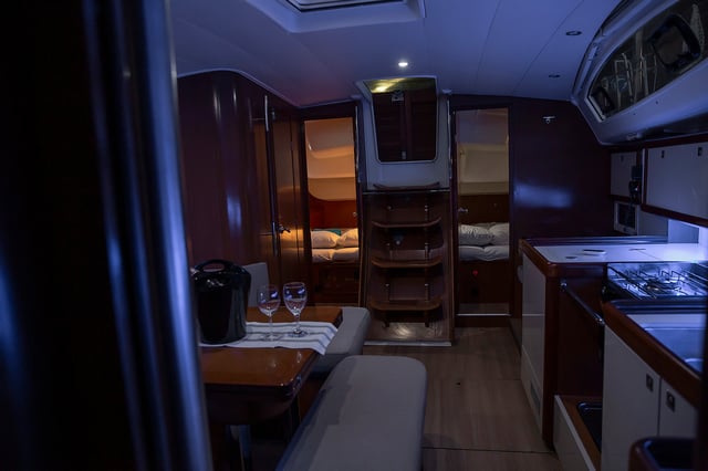 Marco Polo - Yelkenli içinde Skradin