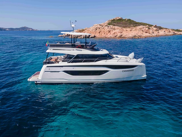 Premium + - Catamaran in Olbia