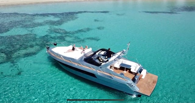 Este - Motor Yat içinde Ornos