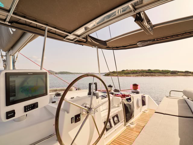 SOPHIA - Catamaran in Alimos