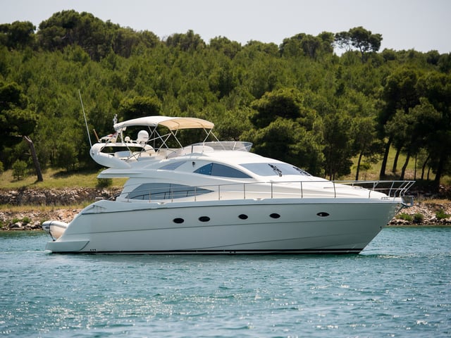 Senza Parole - Motor Yacht in Podstrana