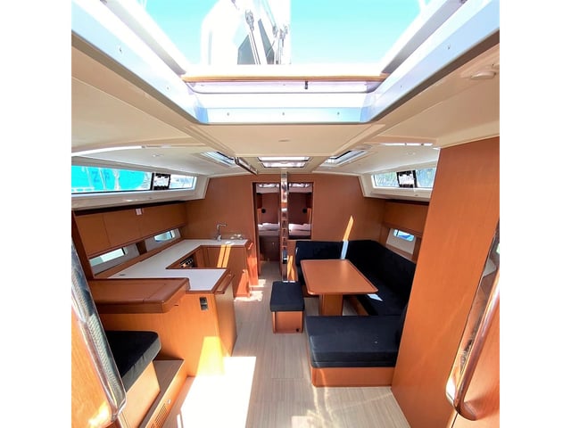 JASON - Sailboat in Alimos