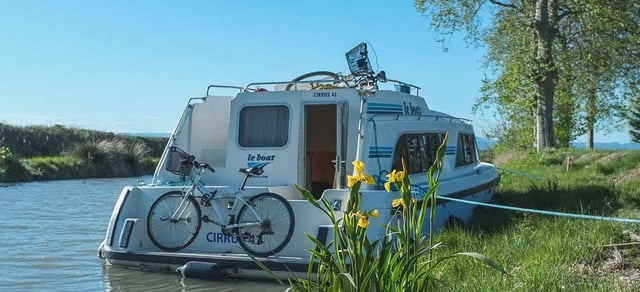 Cirrus B - Budget 3 - Motor Yat içinde Trèbes