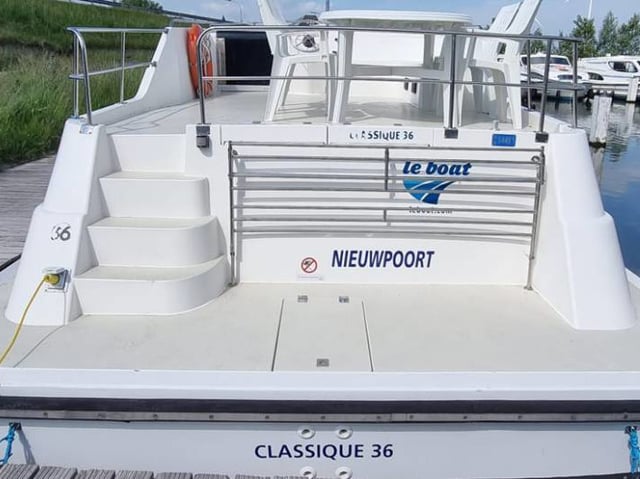 Classique - Budget 4 - Motor Yat içinde Rheinsberg