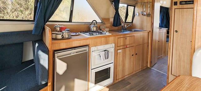 Cirrus B - Budget 9 - Motor Yat içinde Nieuwpoort