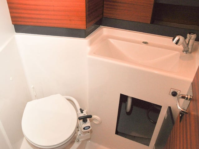 Nautika 1000 - Motor Yacht in Wilkasy